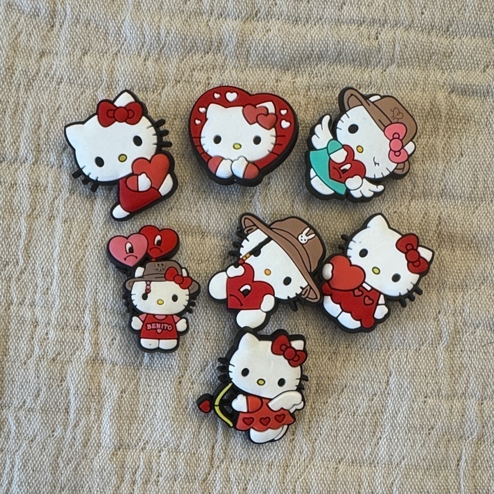 Valentines Day Hello Kitty Shoe Charms Set of 7